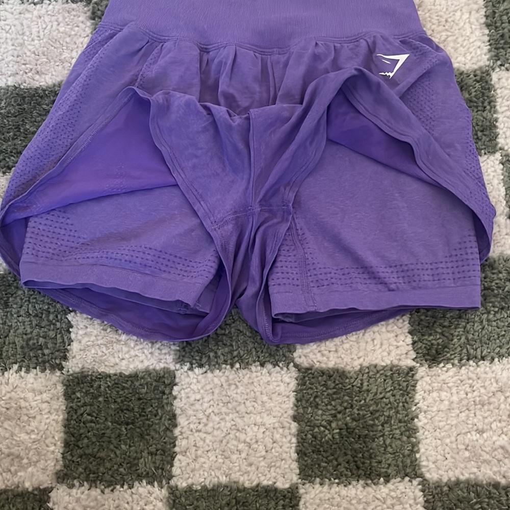 🎉HP🎉NWOT Gymshark shorts - Picture 4 of 5